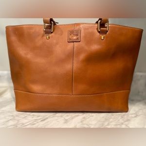 Dooney and Bourke tote